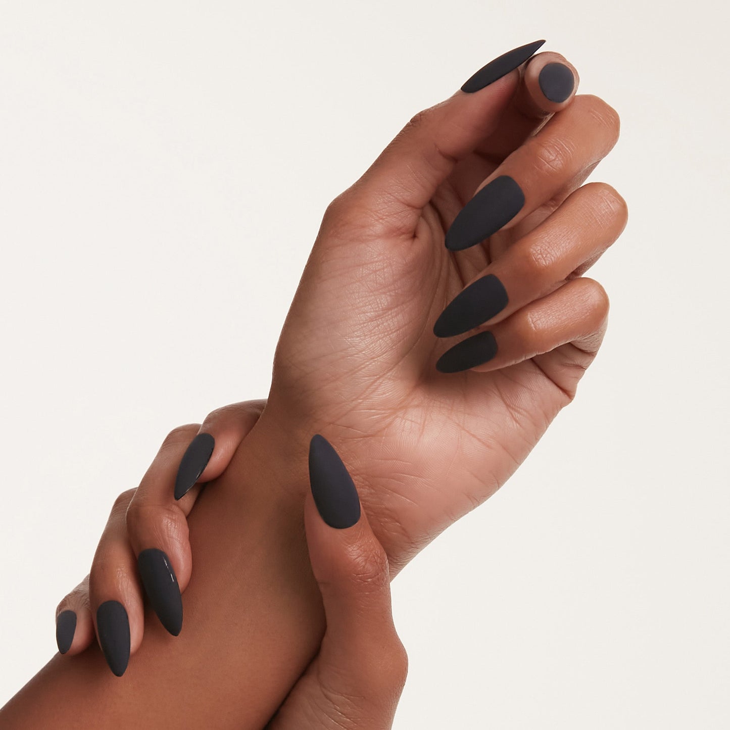 Top Coat semi-permanent Mylee - sans résidu collant / Matte