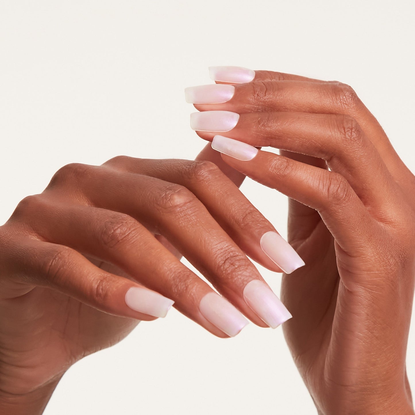 Top Coat semi-permanent Mylee - sans résidu collant / Iridescent