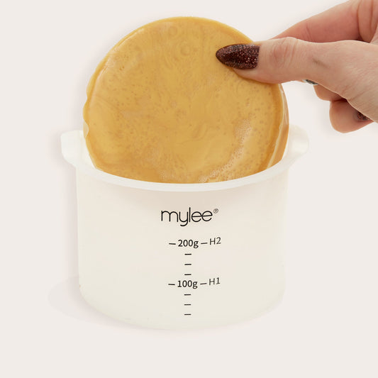 Pot en silicone pour chauffe-cire Mylee